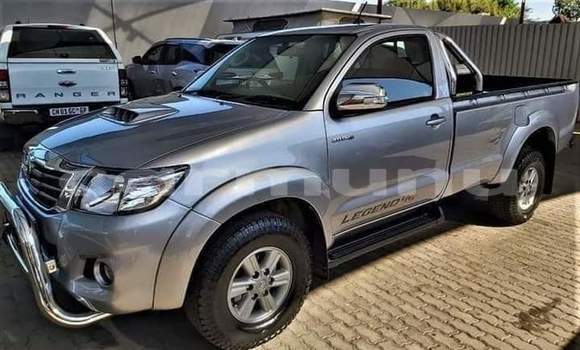 Buy Used Toyota Hilux Silver Car in Brazzaville in Municipality of Brazzaville Buy Used Toyota Hilux Silver Car in Brazzaville in Municipality of Brazzaville