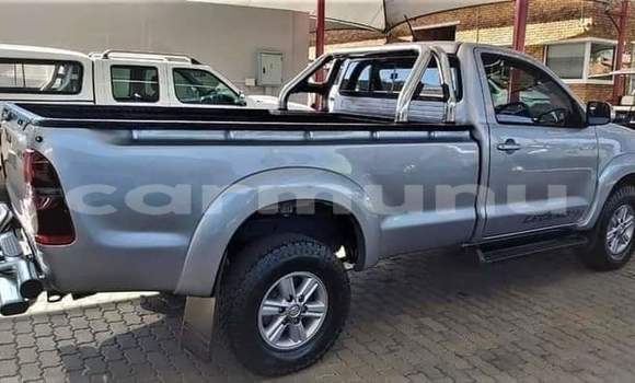 Buy Used Toyota Hilux Silver Car in Brazzaville in Municipality of Brazzaville Buy Used Toyota Hilux Silver Car in Brazzaville in Municipality of Brazzaville