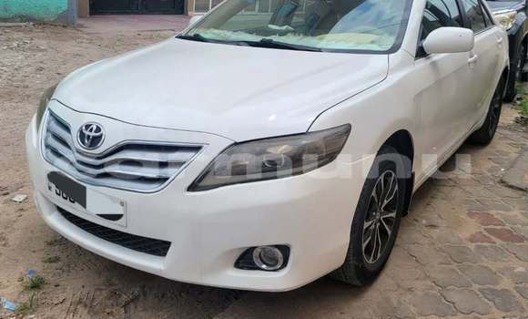 Acheter Occasion Voiture Toyota Camry Blanc à Brazzaville, Commune de Brazzaville Acheter Occasion Voiture Toyota Camry Blanc à Brazzaville, Commune de Brazzaville