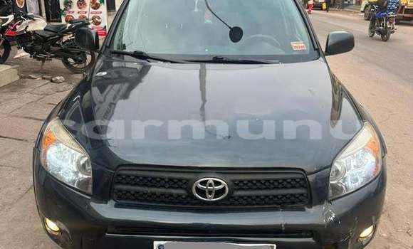 Acheter Occasion Voiture Toyota RAV4 Noir à Brazzaville, Commune de Brazzaville Acheter Occasion Voiture Toyota RAV4 Noir à Brazzaville, Commune de Brazzaville