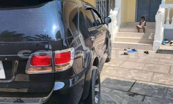 Acheter Occasion Voiture Toyota Fortuner Noir à Brazzaville, Commune de Brazzaville Acheter Occasion Voiture Toyota Fortuner Noir à Brazzaville, Commune de Brazzaville