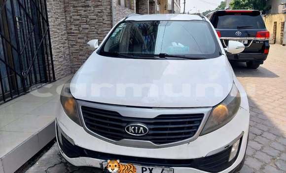 Acheter Occasion Voiture Kia Sportage Blanc à Brazzaville, Commune de Brazzaville Acheter Occasion Voiture Kia Sportage Blanc à Brazzaville, Commune de Brazzaville