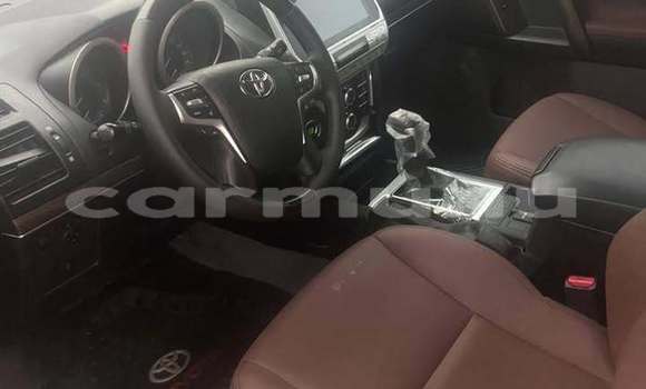 Acheter Occasion Voiture Toyota Prado Noir à Brazzaville, Commune de Brazzaville Acheter Occasion Voiture Toyota Prado Noir à Brazzaville, Commune de Brazzaville