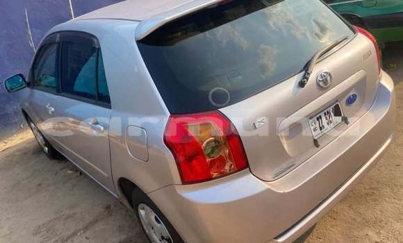 Acheter Occasion Voiture Toyota IST Gris à Brazzaville, Commune de Brazzaville Acheter Occasion Voiture Toyota IST Gris à Brazzaville, Commune de Brazzaville