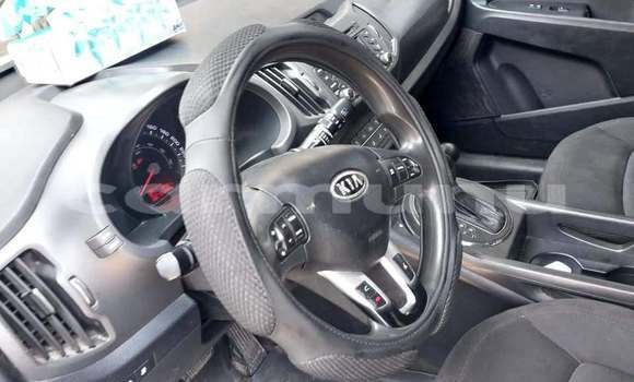 Acheter Occasion Voiture Kia Sportage Blanc à Brazzaville, Commune de Brazzaville Acheter Occasion Voiture Kia Sportage Blanc à Brazzaville, Commune de Brazzaville