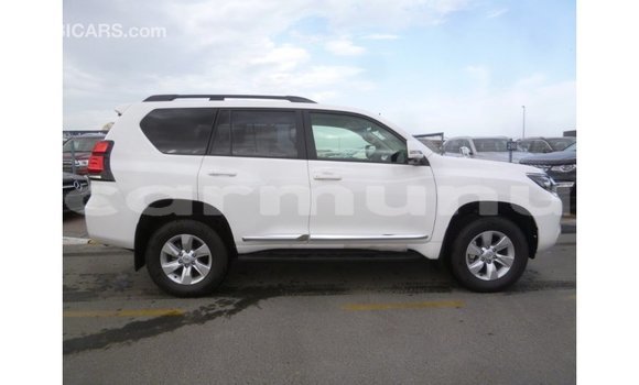 Buy Import Toyota Prado White Car in Import - Dubai in Region of Bouenza Buy Import Toyota Prado White Car in Import - Dubai in Region of Bouenza