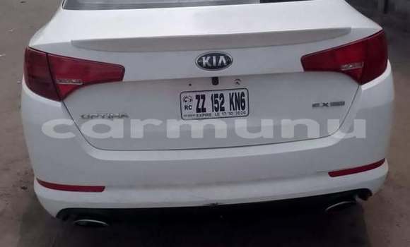 Acheter Occasion Voiture Kia K5 Blanc à Brazzaville, Commune de Brazzaville Acheter Occasion Voiture Kia K5 Blanc à Brazzaville, Commune de Brazzaville