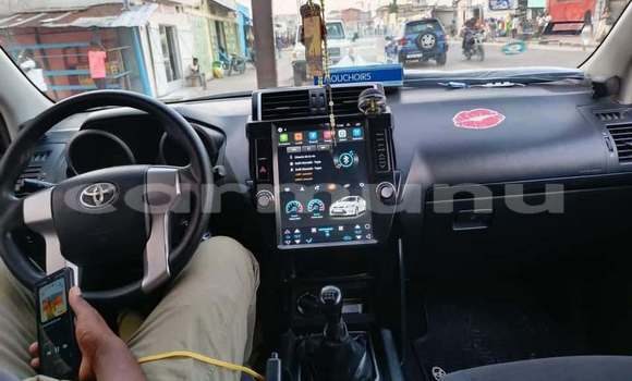 Acheter Occasion Voiture Toyota Land Cruiser Prado Blanc à Brazzaville, Commune de Brazzaville Acheter Occasion Voiture Toyota Land Cruiser Prado Blanc à Brazzaville, Commune de Brazzaville