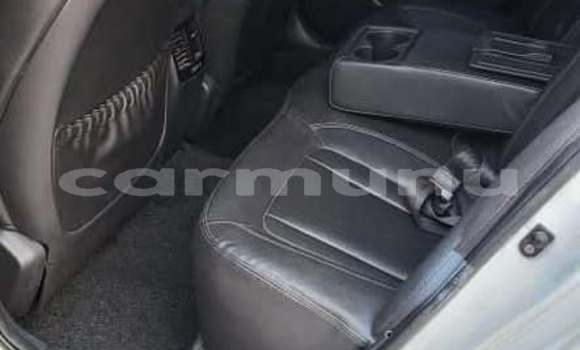 Acheter Occasion Voiture Kia K7 Blanc à Brazzaville, Commune de Brazzaville Acheter Occasion Voiture Kia K7 Blanc à Brazzaville, Commune de Brazzaville