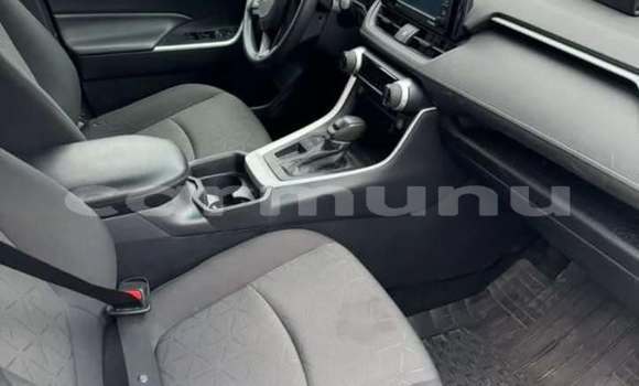 Acheter Occasion Voiture Toyota RAV4 Blanc à Brazzaville, Commune de Brazzaville Acheter Occasion Voiture Toyota RAV4 Blanc à Brazzaville, Commune de Brazzaville