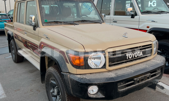 Acheter Neuf Voiture Toyota Land Cruiser Marron à Brazzaville, Commune de Brazzaville Acheter Neuf Voiture Toyota Land Cruiser Marron à Brazzaville, Commune de Brazzaville