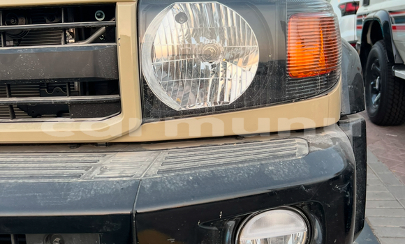 Acheter Neuf Voiture Toyota Land Cruiser Marron à Brazzaville, Commune de Brazzaville Acheter Neuf Voiture Toyota Land Cruiser Marron à Brazzaville, Commune de Brazzaville