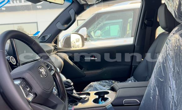 Buy New Toyota Land Cruiser Black Car in Black Point in Kouilou region Buy New Toyota Land Cruiser Black Car in Black Point in Kouilou region