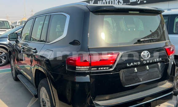 Buy New Toyota Land Cruiser Black Car in Black Point in Kouilou region Buy New Toyota Land Cruiser Black Car in Black Point in Kouilou region