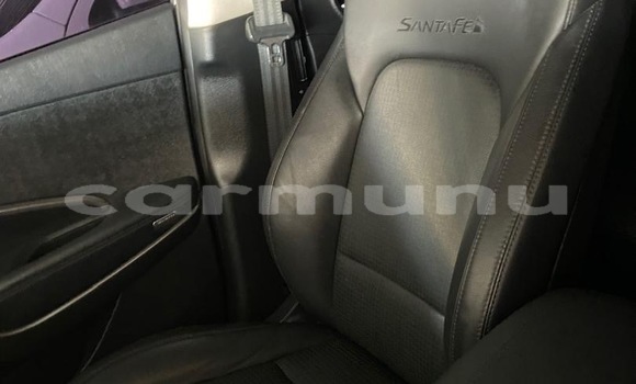 Acheter Occasion Voiture Hyundai Santa Fe Gris à Owando, Cuvette-Ouest Acheter Occasion Voiture Hyundai Santa Fe Gris à Owando, Cuvette-Ouest