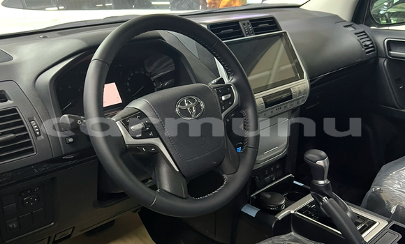 Acheter Occasion Voiture Toyota Prado Noir à Brazzaville, Commune de Brazzaville Acheter Occasion Voiture Toyota Prado Noir à Brazzaville, Commune de Brazzaville