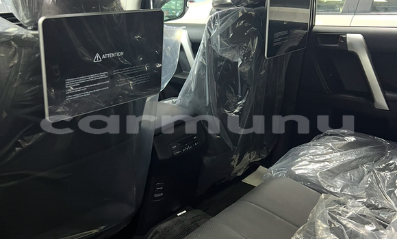 Acheter Occasion Voiture Toyota Prado Noir à Brazzaville, Commune de Brazzaville Acheter Occasion Voiture Toyota Prado Noir à Brazzaville, Commune de Brazzaville