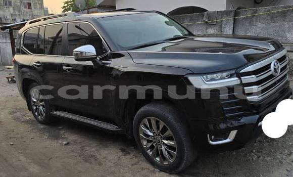 Acheter Occasion Voiture Toyota Land Cruiser Noir à Brazzaville, Commune de Brazzaville Acheter Occasion Voiture Toyota Land Cruiser Noir à Brazzaville, Commune de Brazzaville