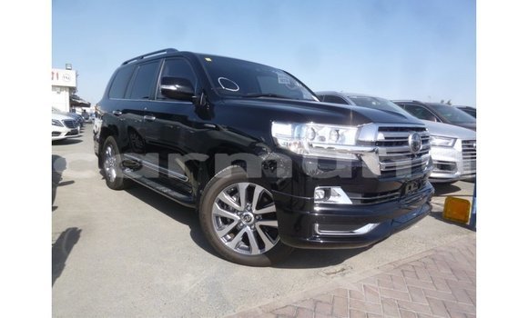 Buy Import Toyota Land Cruiser Black Car in Import - Dubai in Region of Bouenza Buy Import Toyota Land Cruiser Black Car in Import - Dubai in Region of Bouenza