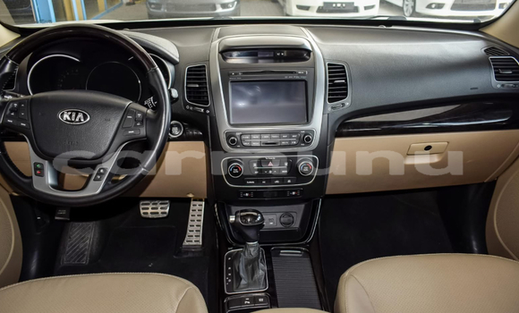 Acheter Occasion Voiture Kia Sorento Blanc à Brazzaville, Commune de Brazzaville Acheter Occasion Voiture Kia Sorento Blanc à Brazzaville, Commune de Brazzaville