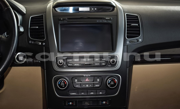 Acheter Occasion Voiture Kia Sorento Blanc à Brazzaville, Commune de Brazzaville Acheter Occasion Voiture Kia Sorento Blanc à Brazzaville, Commune de Brazzaville