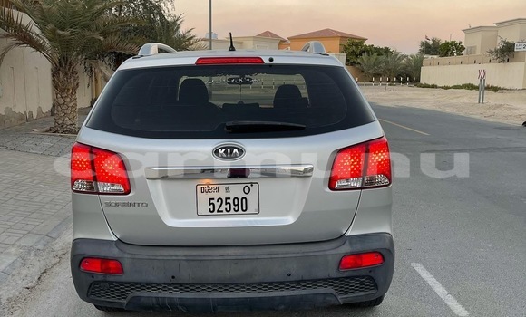 Acheter Occasion Voiture Kia Sorento Gris à Brazzaville, Commune de Brazzaville Acheter Occasion Voiture Kia Sorento Gris à Brazzaville, Commune de Brazzaville