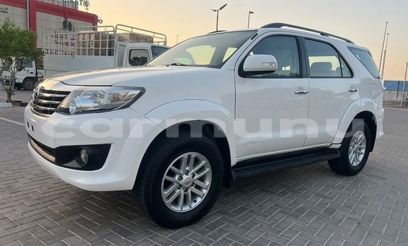 Acheter Occasion Voiture Toyota Fortuner Blanc à Pointe–Noire, Région du Kouilou Acheter Occasion Voiture Toyota Fortuner Blanc à Pointe–Noire, Région du Kouilou