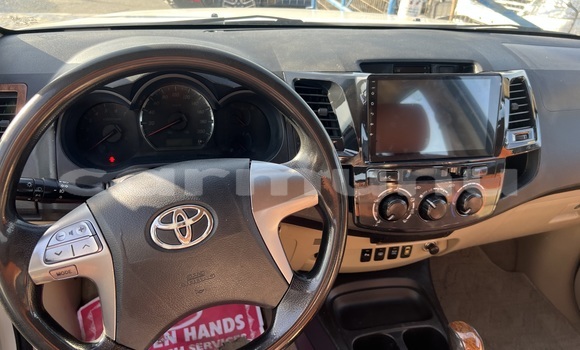 Acheter Occasion Voiture Toyota Fortuner Blanc à Pointe–Noire, Région du Kouilou Acheter Occasion Voiture Toyota Fortuner Blanc à Pointe–Noire, Région du Kouilou