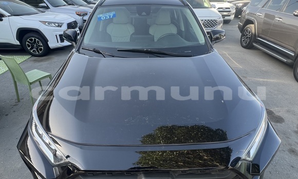 Acheter Occasion Voiture Toyota RAV4 Noir à Brazzaville, Commune de Brazzaville Acheter Occasion Voiture Toyota RAV4 Noir à Brazzaville, Commune de Brazzaville