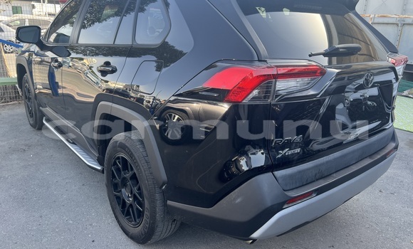 Acheter Occasion Voiture Toyota RAV4 Noir à Brazzaville, Commune de Brazzaville Acheter Occasion Voiture Toyota RAV4 Noir à Brazzaville, Commune de Brazzaville