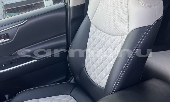 Acheter Occasion Voiture Toyota RAV4 Noir à Brazzaville, Commune de Brazzaville Acheter Occasion Voiture Toyota RAV4 Noir à Brazzaville, Commune de Brazzaville