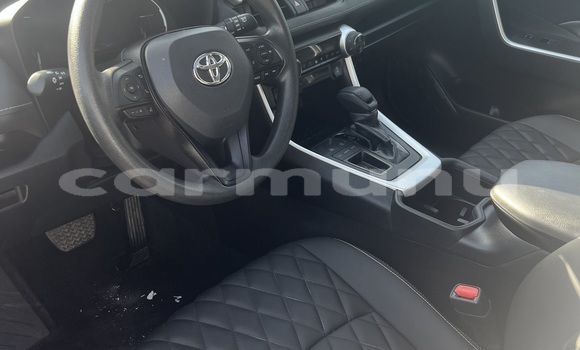 Acheter Occasion Voiture Toyota RAV4 Blanc à Brazzaville, Commune de Brazzaville Acheter Occasion Voiture Toyota RAV4 Blanc à Brazzaville, Commune de Brazzaville