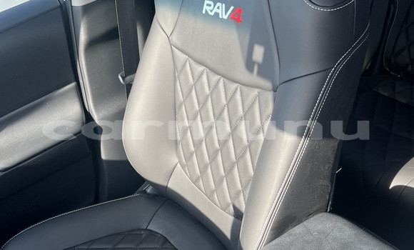 Acheter Occasion Voiture Toyota RAV4 Blanc à Brazzaville, Commune de Brazzaville Acheter Occasion Voiture Toyota RAV4 Blanc à Brazzaville, Commune de Brazzaville