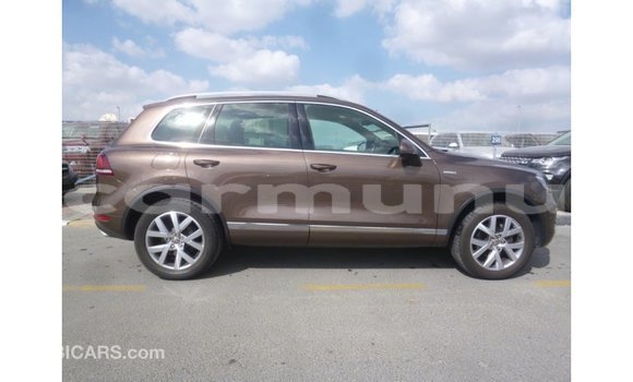 Buy Import Volkswagen Touareg Brown Car in Import - Dubai in Region of Bouenza Buy Import Volkswagen Touareg Brown Car in Import - Dubai in Region of Bouenza