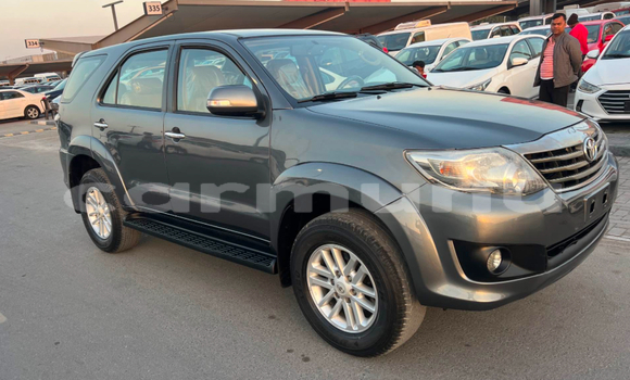 Buy Used Toyota Fortuner Silver Car in Brazzaville in Municipality of Brazzaville Buy Used Toyota Fortuner Silver Car in Brazzaville in Municipality of Brazzaville