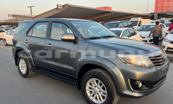 Buy Used Toyota Fortuner Silver Car in Brazzaville in Municipality of Brazzaville Buy Used Toyota Fortuner Silver Car in Brazzaville in Municipality of Brazzaville