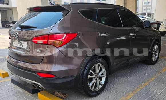 Buy Used Hyundai Santa Fe Brown Car in Brazzaville in Municipality of Brazzaville Buy Used Hyundai Santa Fe Brown Car in Brazzaville in Municipality of Brazzaville