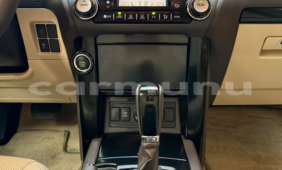 Acheter Occasion Voiture Toyota Prado Blanc à Brazzaville, Commune de Brazzaville Acheter Occasion Voiture Toyota Prado Blanc à Brazzaville, Commune de Brazzaville