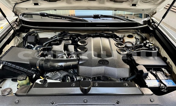 Acheter Occasion Voiture Toyota Prado Blanc à Brazzaville, Commune de Brazzaville Acheter Occasion Voiture Toyota Prado Blanc à Brazzaville, Commune de Brazzaville