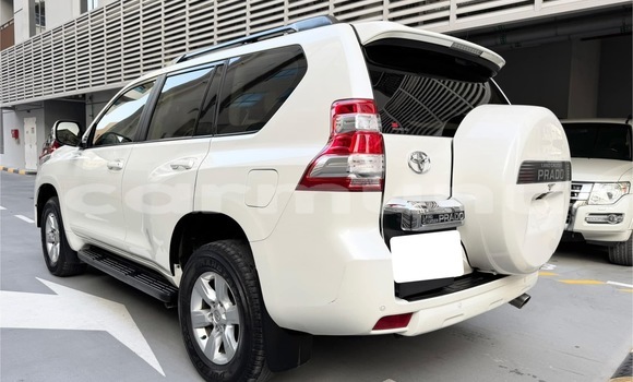 Acheter Occasion Voiture Toyota Prado Blanc à Brazzaville, Commune de Brazzaville Acheter Occasion Voiture Toyota Prado Blanc à Brazzaville, Commune de Brazzaville