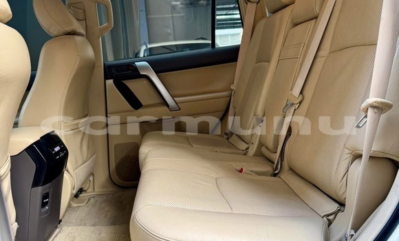 Acheter Occasion Voiture Toyota Prado Blanc à Brazzaville, Commune de Brazzaville Acheter Occasion Voiture Toyota Prado Blanc à Brazzaville, Commune de Brazzaville