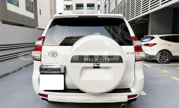 Acheter Occasion Voiture Toyota Prado Blanc à Brazzaville, Commune de Brazzaville Acheter Occasion Voiture Toyota Prado Blanc à Brazzaville, Commune de Brazzaville