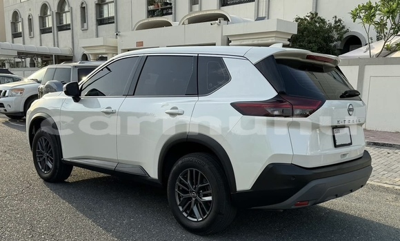 Acheter Occasion Voiture Nissan X–Trail Blanc à Brazzaville, Commune de Brazzaville Acheter Occasion Voiture Nissan X–Trail Blanc à Brazzaville, Commune de Brazzaville