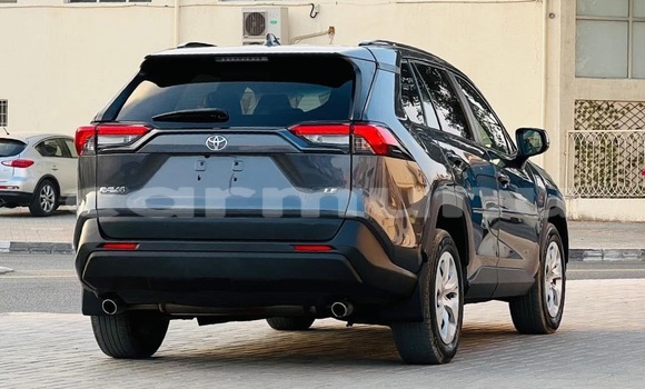 Buy Used Toyota RAV4 Black Car in Black Point in Kouilou region Buy Used Toyota RAV4 Black Car in Black Point in Kouilou region
