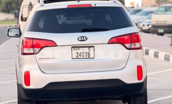 Acheter Occasion Voiture Kia Sorento Gris à Brazzaville, Commune de Brazzaville Acheter Occasion Voiture Kia Sorento Gris à Brazzaville, Commune de Brazzaville