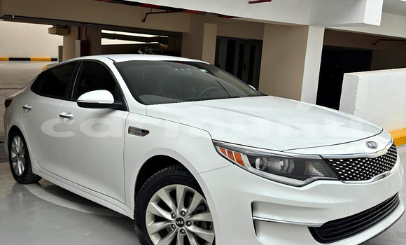 Acheter Occasion Voiture Kia K7 Blanc à Brazzaville, Commune de Brazzaville Acheter Occasion Voiture Kia K7 Blanc à Brazzaville, Commune de Brazzaville
