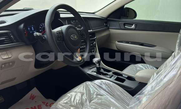 Acheter Occasion Voiture Kia K7 Blanc à Brazzaville, Commune de Brazzaville Acheter Occasion Voiture Kia K7 Blanc à Brazzaville, Commune de Brazzaville