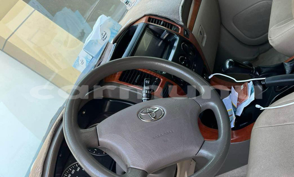 Acheter Occasion Voiture Toyota Prado Bleu à Brazzaville, Commune de Brazzaville Acheter Occasion Voiture Toyota Prado Bleu à Brazzaville, Commune de Brazzaville