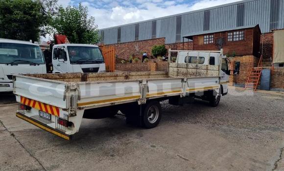 Buy Used Mitsubishi L400 White Truck in Brazzaville in Municipality of Brazzaville Buy Used Mitsubishi L400 White Truck in Brazzaville in Municipality of Brazzaville