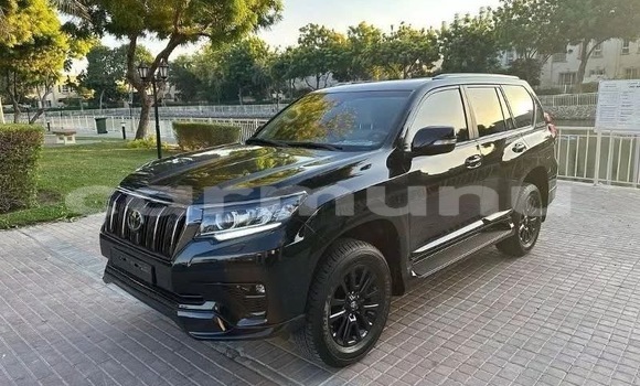 Acheter Occasion Voiture Toyota Prado Noir à Pointe–Noire, Région du Kouilou Acheter Occasion Voiture Toyota Prado Noir à Pointe–Noire, Région du Kouilou